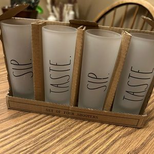 Rae Dunn Shooter Set Of 4 / Sip. Taste.